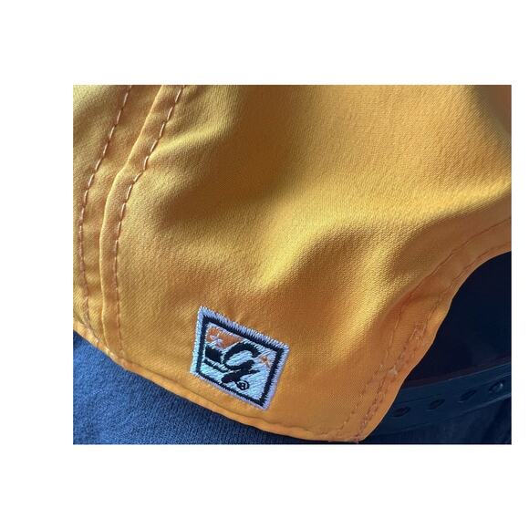 University of  Iowa Hawkeyes, Retro Circle Hat, The Game NWT snapback - Picture 4 of 6